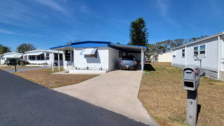 205 Rainbow Lane West a Dundee, FL Mobile or Manufactured Home for Sale